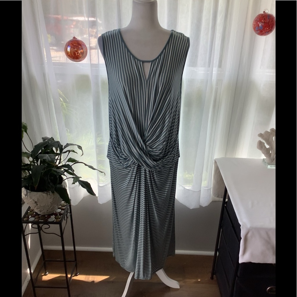 Catherine’s dress
